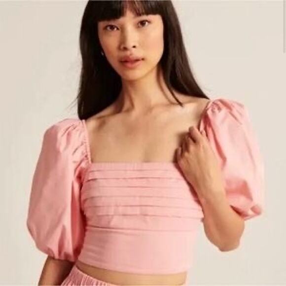 Abercrombie & Fitch Tops - Abercrombie & Fitch Women's Pink Puff Sleeve Crop Top Size Small